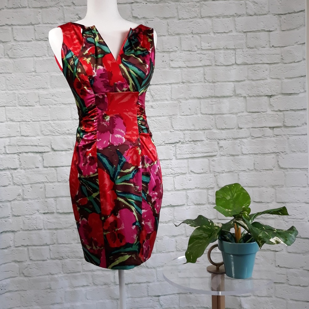 Kay Unger cocktail, party, satin dress size 4.